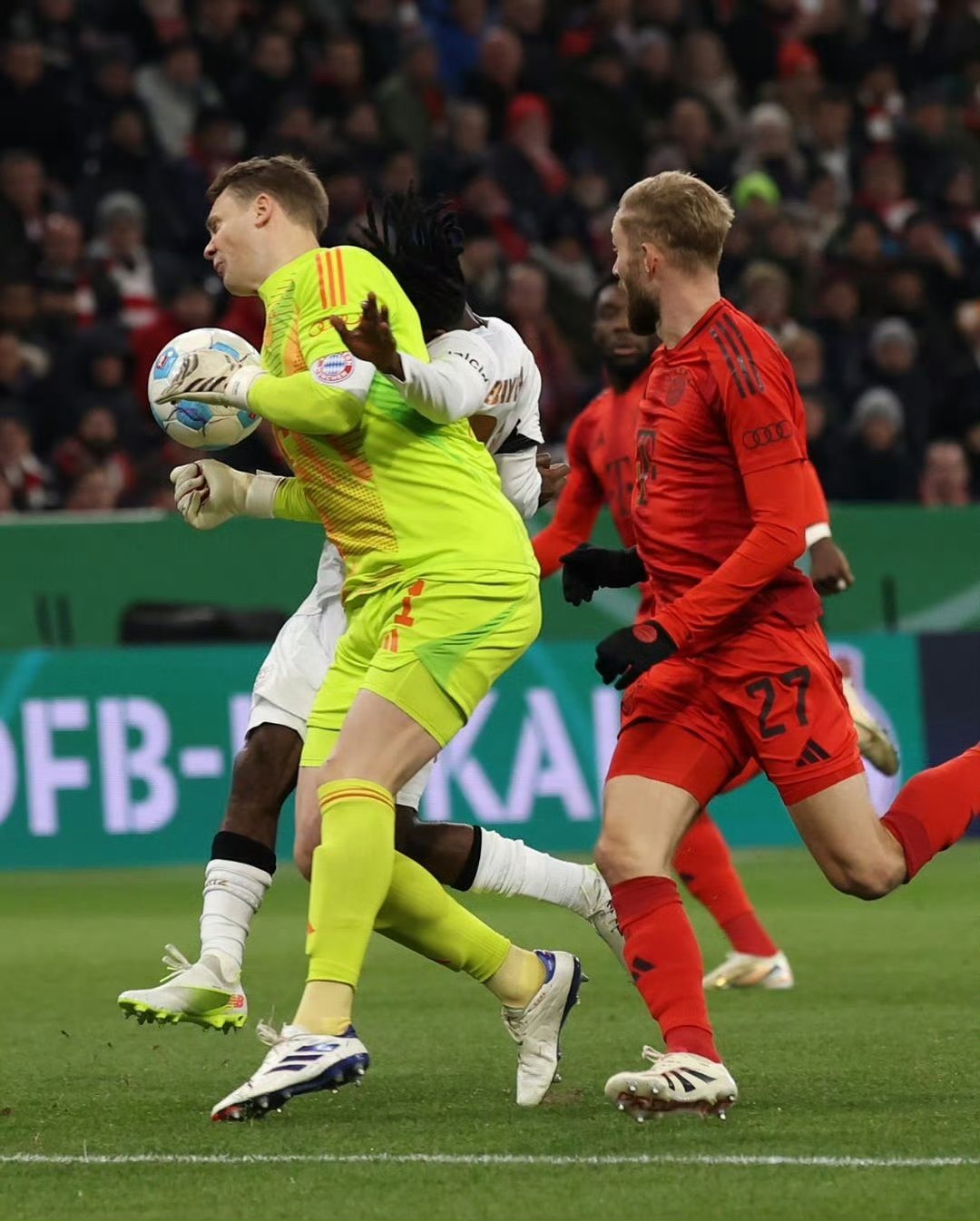 开云 网页版 -关于转折点！拜仁慕尼黑造点机会；德国杯今晨攻防权衡；震撼外界；球队文化再被提及的信息