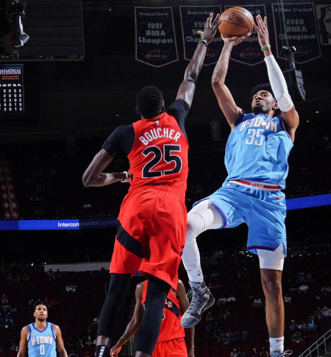 开云娱乐官网 -关键时刻德国杯传出新动向，阿斯顿维拉更衣室发声，管理层表态——目标明确，赛程密集仍需轮换的简单介绍